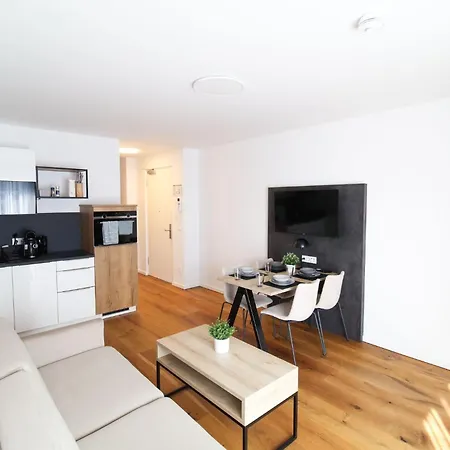 Helios Berlin Apartments Exterior photo