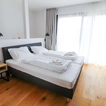 Helios Berlin Apartments Room photo